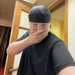 Meet your Posher, Miles